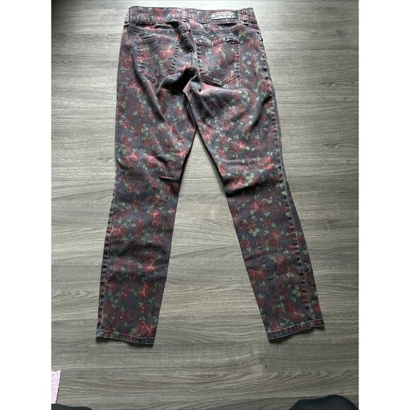 Seven7 Black legging jeans With Rose Pattern RN#109890 Size 8 Stretch Floral - Picture 7 of 8